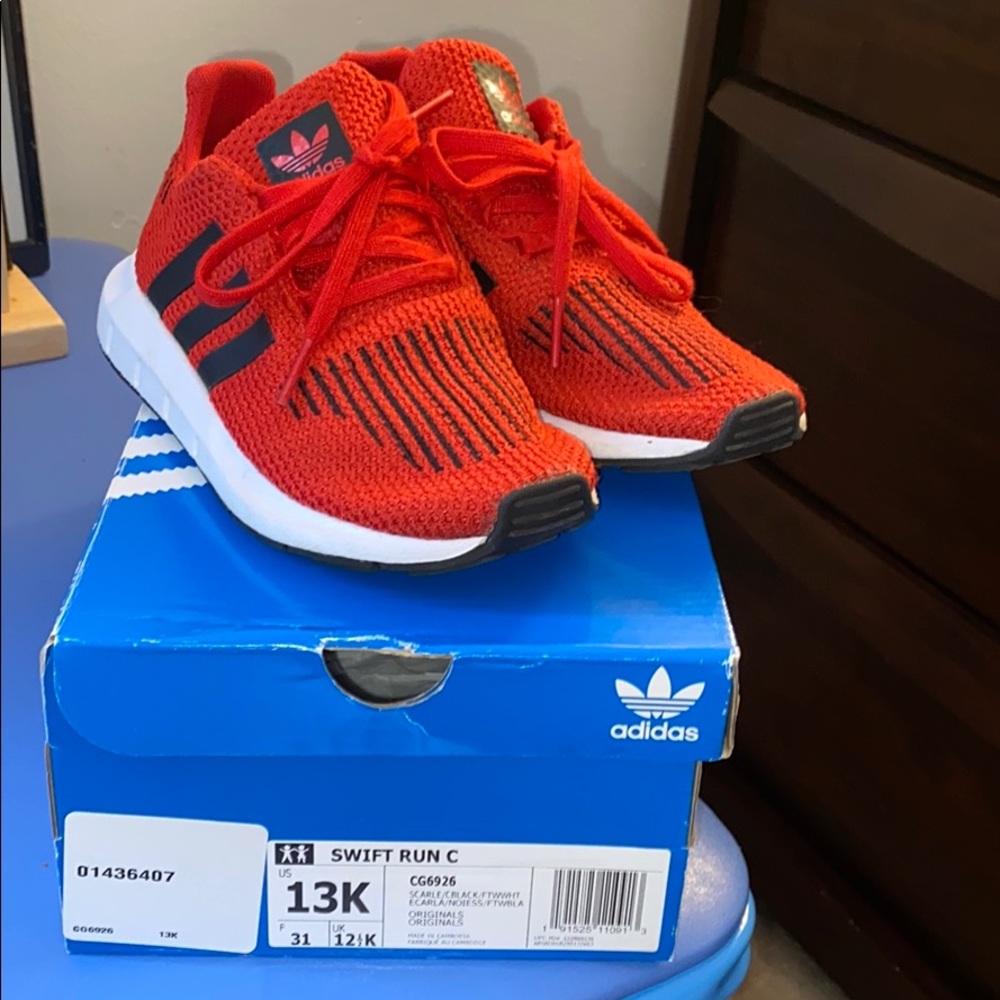 SOLD❌Adidas swift run size 13